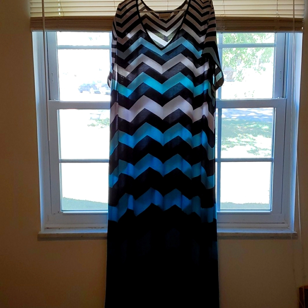 Avenue dress